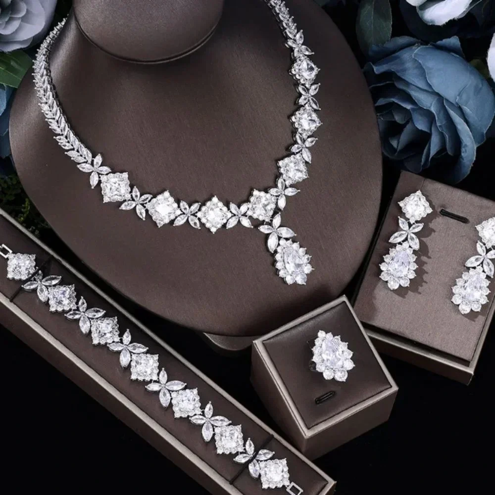 7pc One-Of-A-Kind Bridal Tiara Set for Weddings - Picture 13 of 17